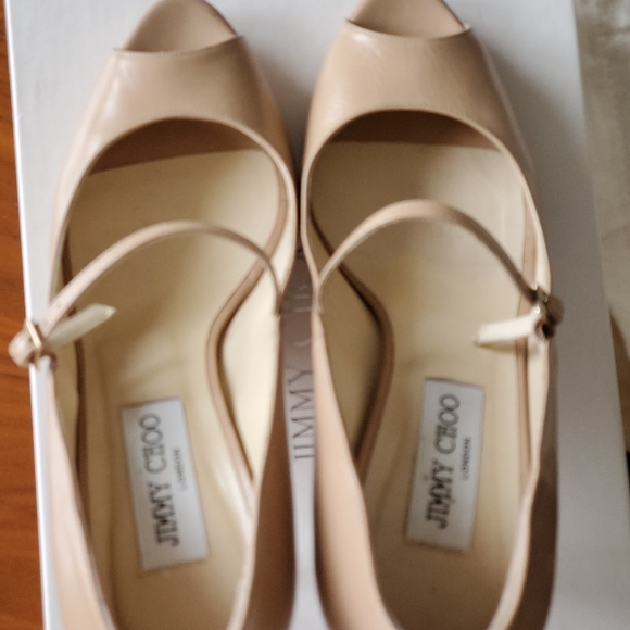 Jimmy Choo Amina Pumps nude - Picture 2 of 6